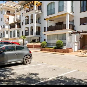  Apartamento Personal Y Coqueto En Primerísima Línea De Playa, En La Costa Del Sol. Puerto De La Duquesa España